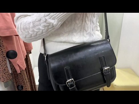 ❤️ Javna masturbacija mlade kujice FeralBerry s dildom u sobi za mjerenje Seks video u pornografiji hr.xinwen1288.top ❤